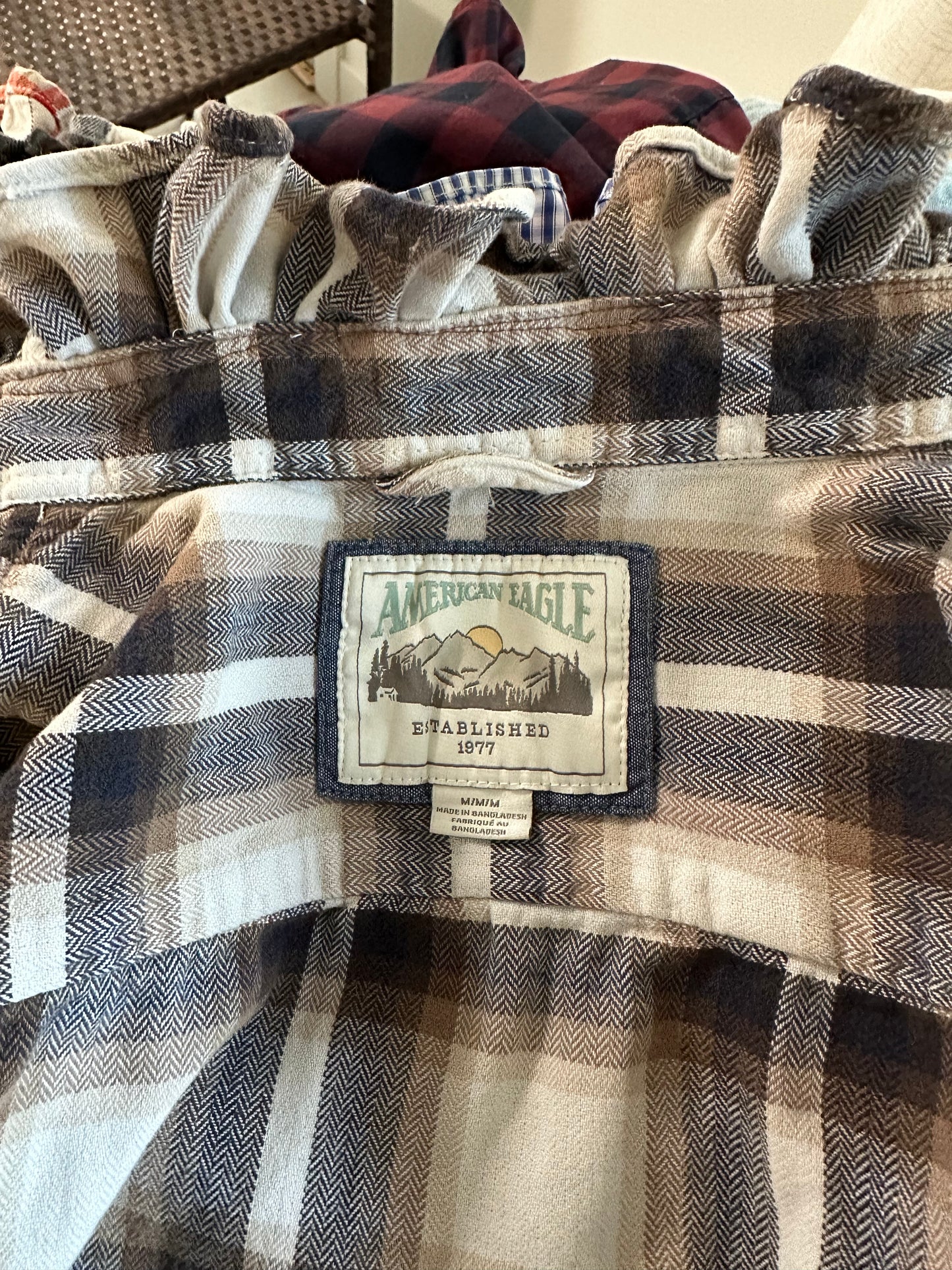 Medium - American Eagle