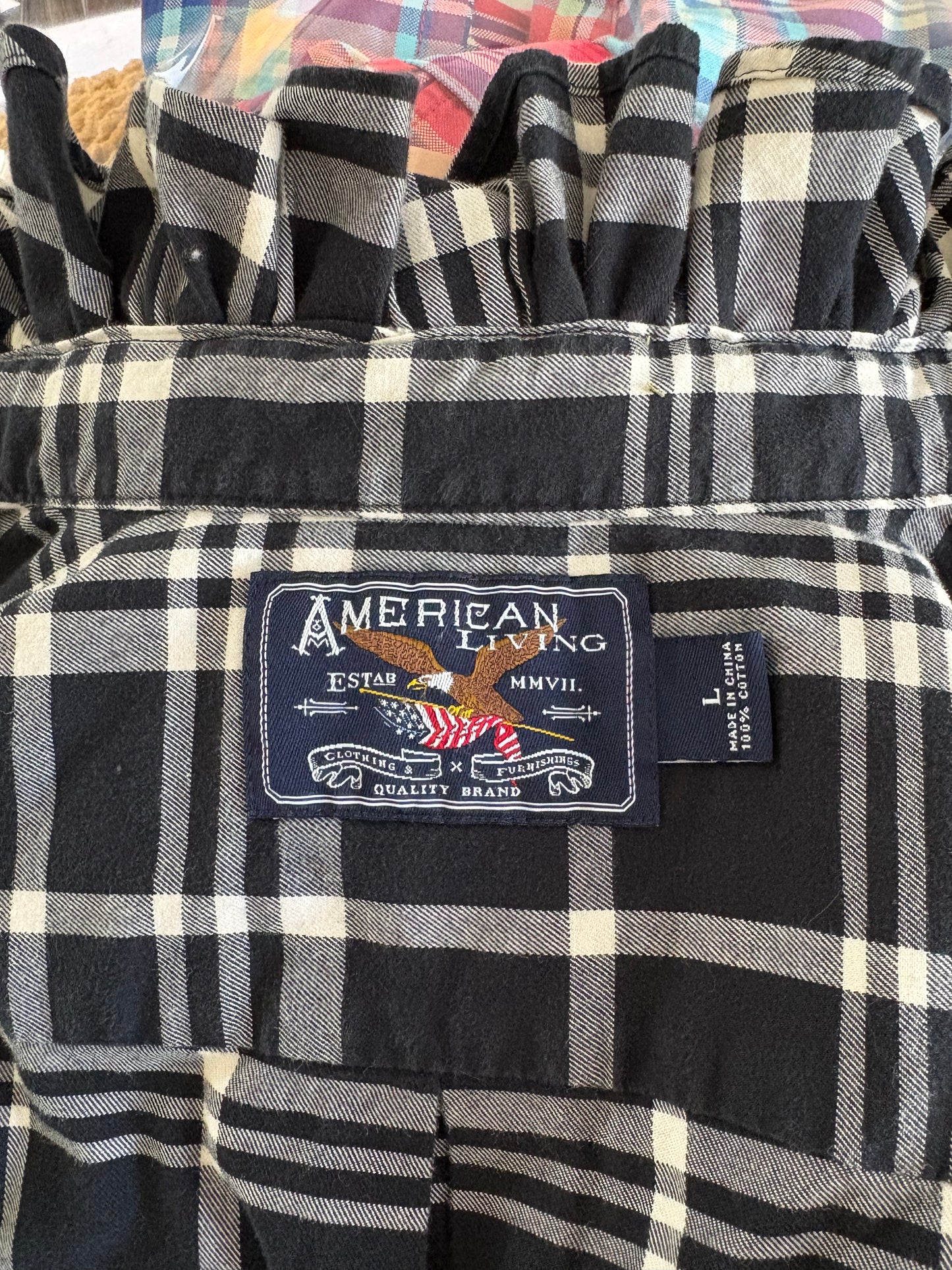 Large - American Living