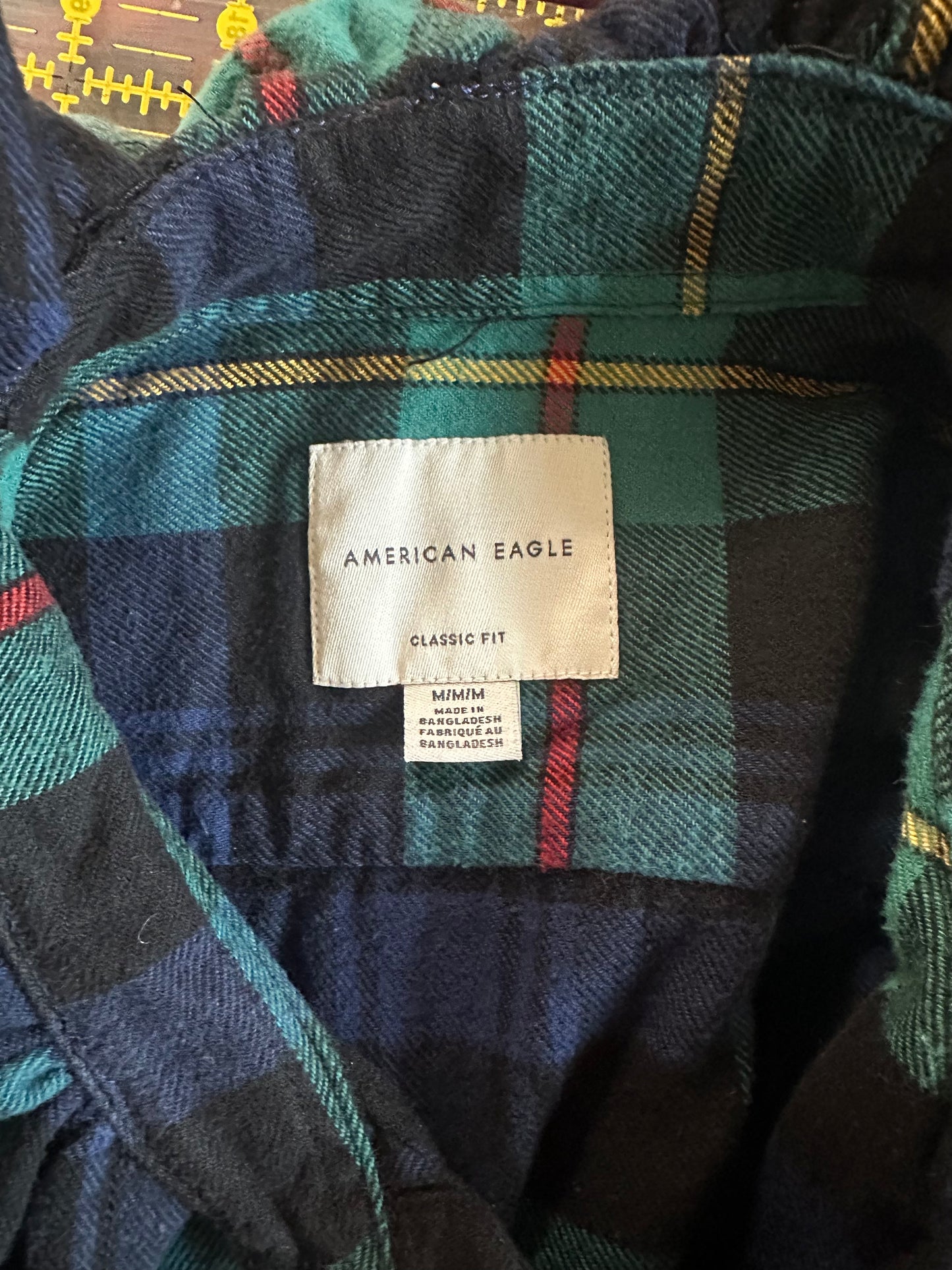 Medium - American Eagle