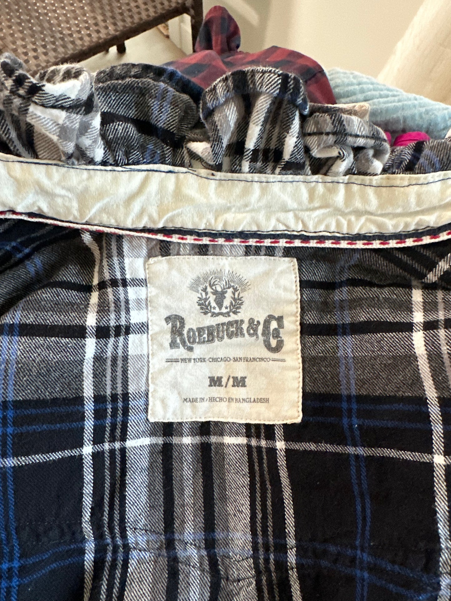 Medium - Roebuck & Co.