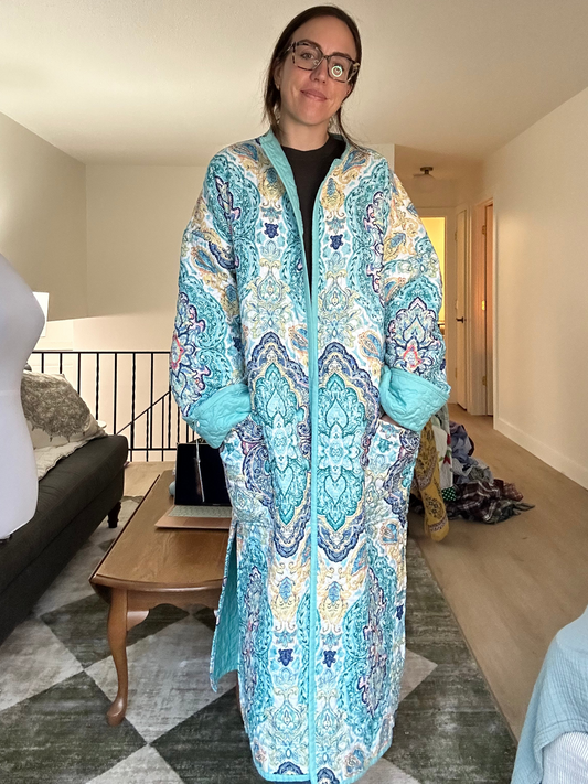 L/XL Quilt Jacket - Blue Paisley